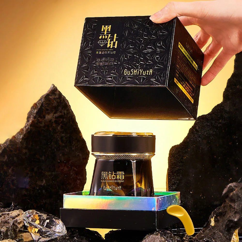 Crema facial hidratante con algas y láminas de oro