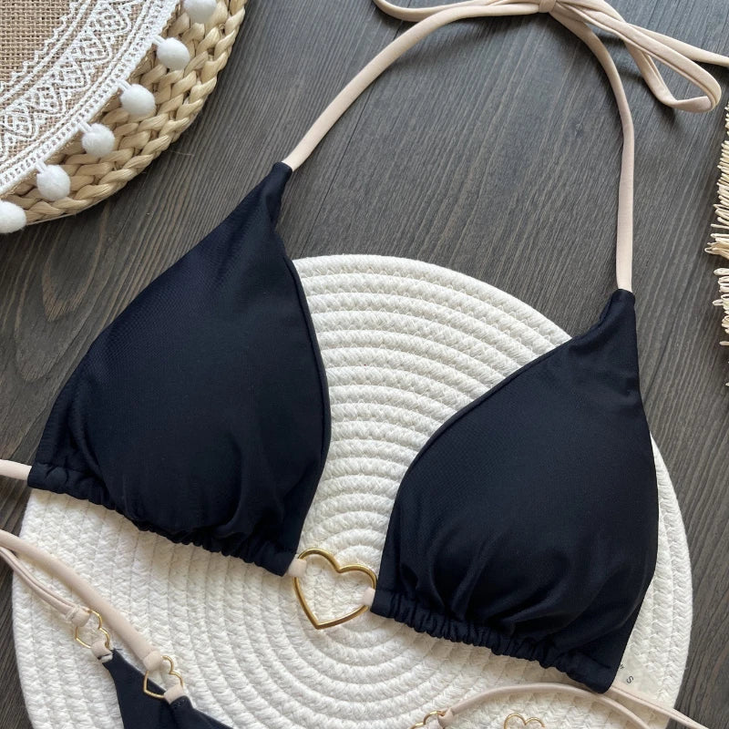 Conjunto de bikini de color liso