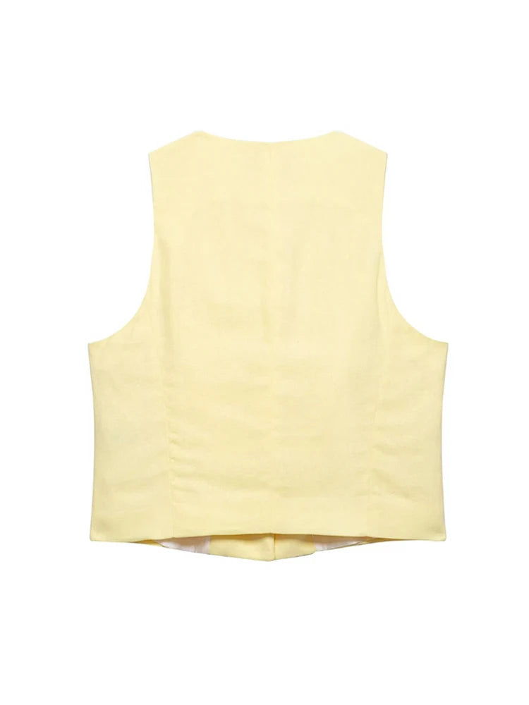 Conjunto de chaleco y bermudas de lino