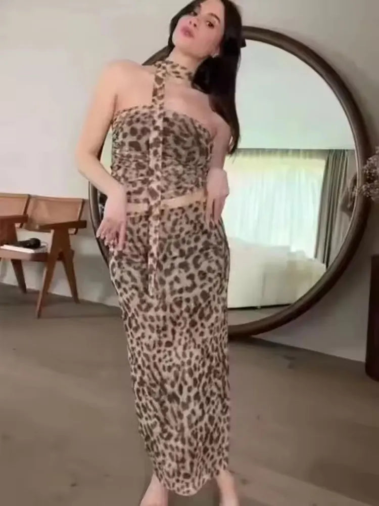 Conjunto con estampado de leopardo