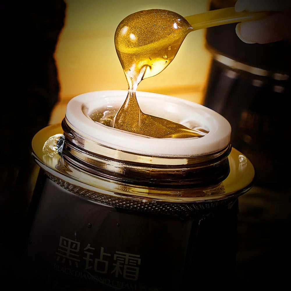 Crema facial hidratante con algas y láminas de oro