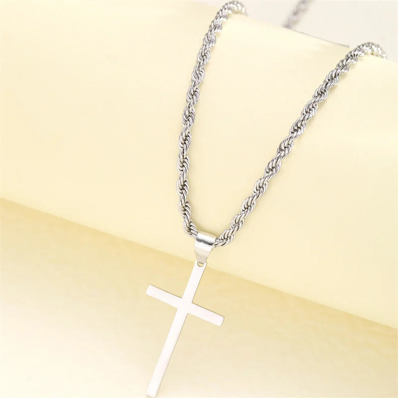 Collar con colgante de cruz unisex